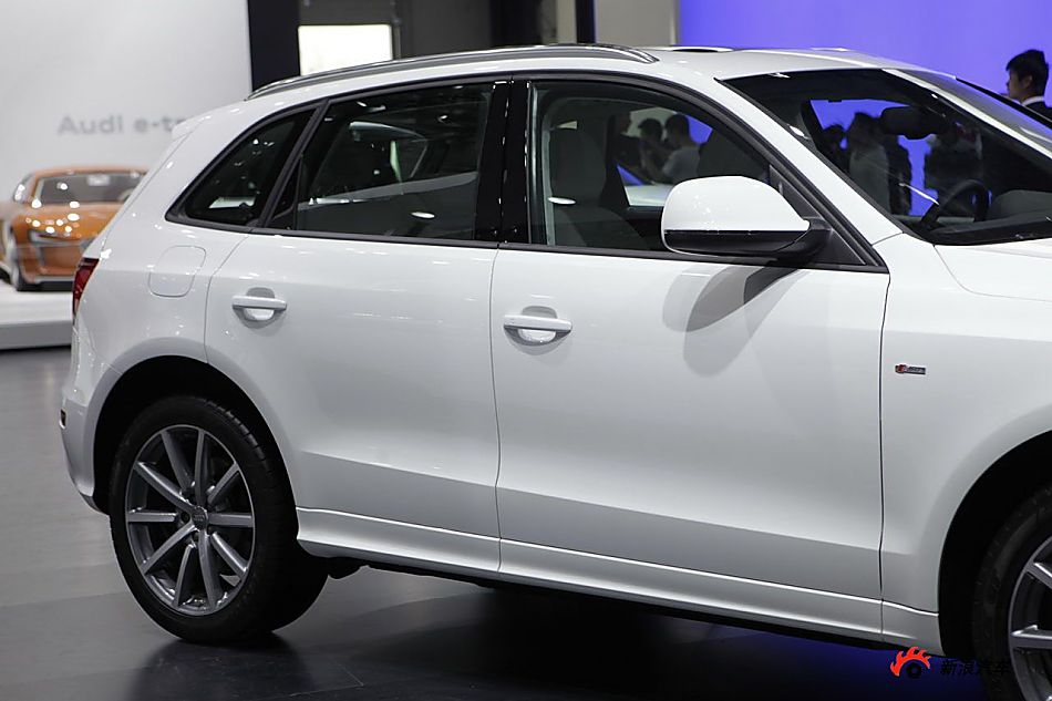 µQ5 3.2 quattro
