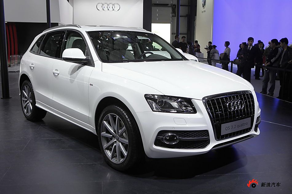 µQ5 3.2 quattro