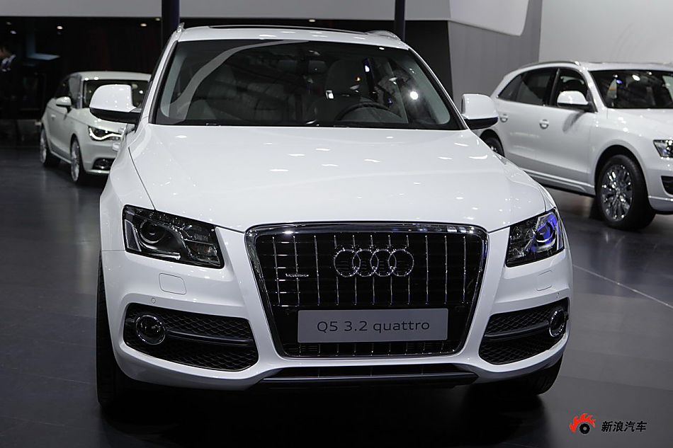 µQ5 3.2 quattro