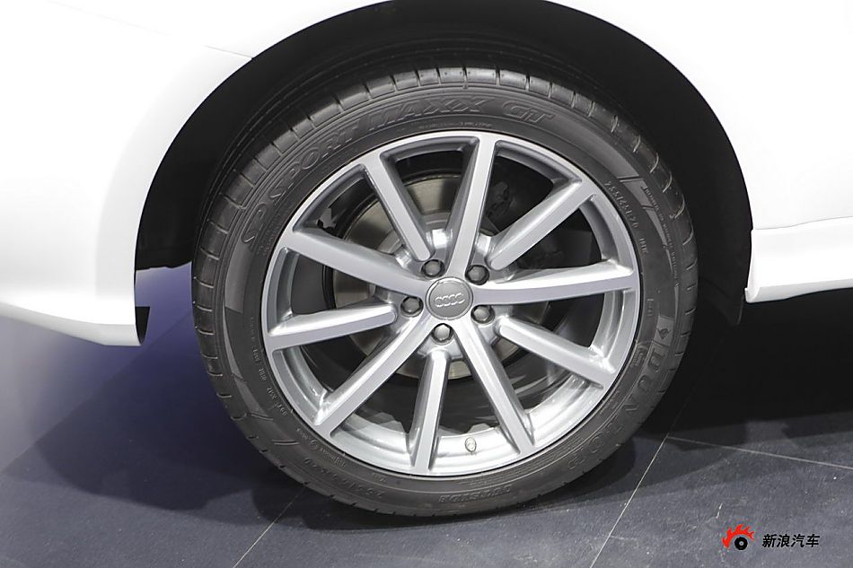 µQ5 3.2 quattro
