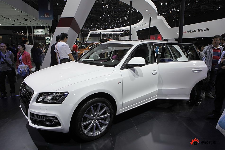 µQ5 3.2 quattro