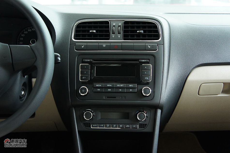 2011POLO
