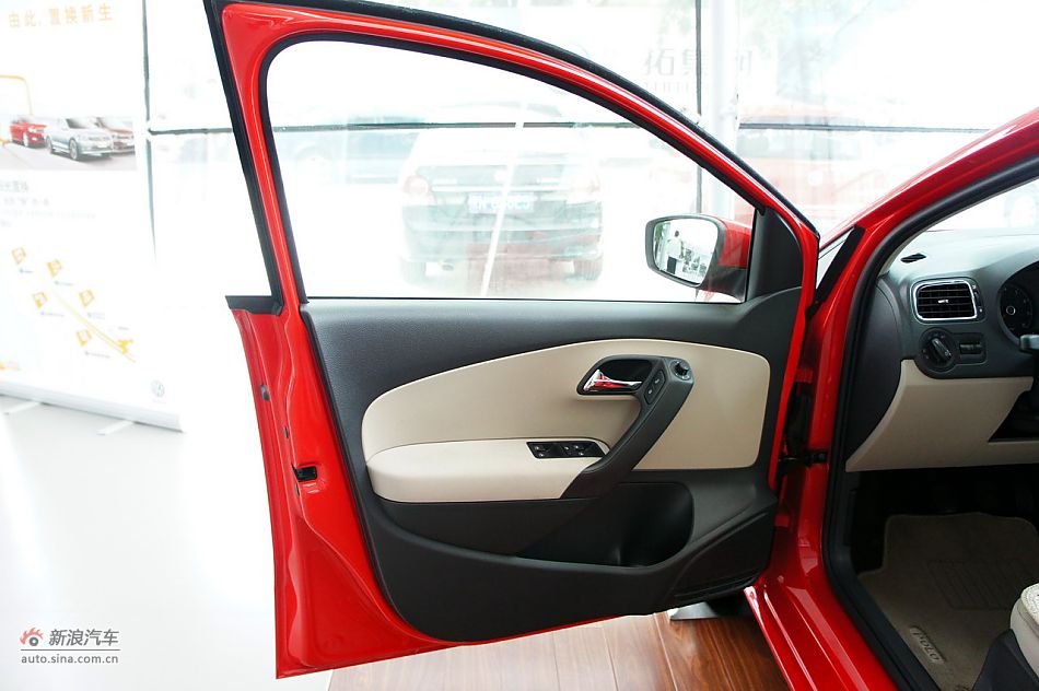 2011POLO