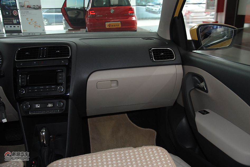 2011POLO¿1.6Զ