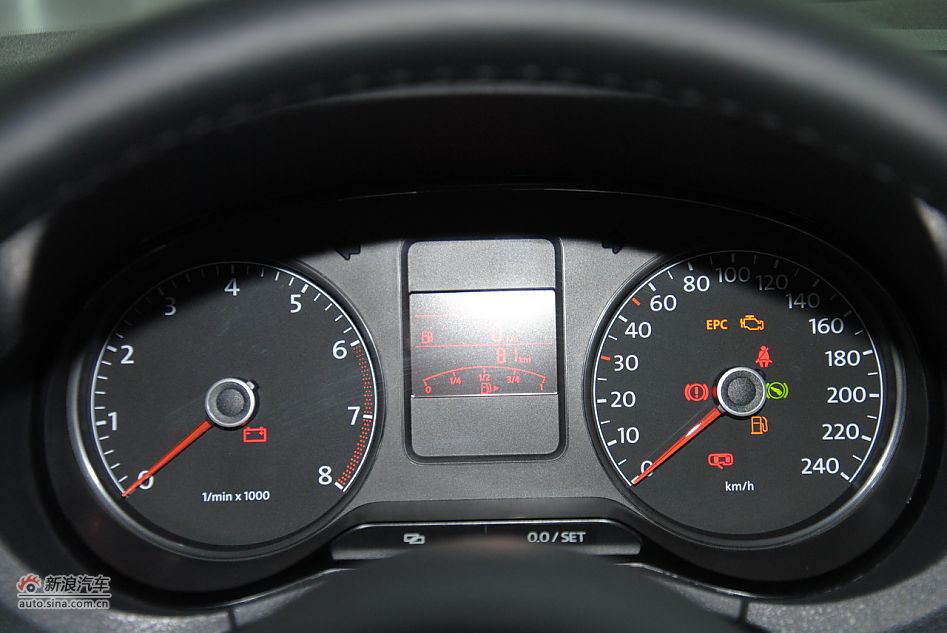 2011POLO¿1.6Զ