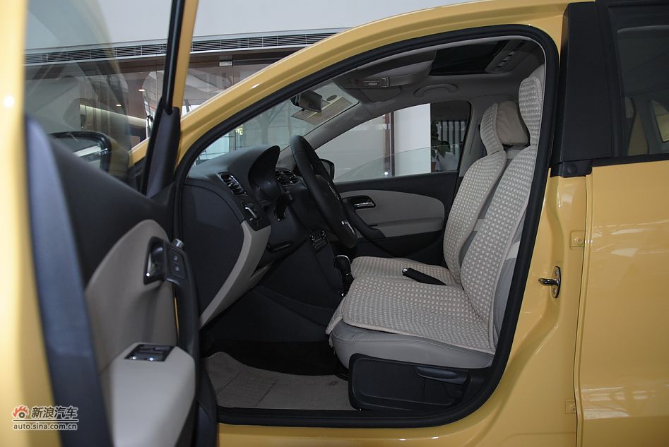 2011POLO¿1.6Զ