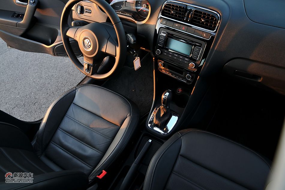 2011POLO¿1.4LԶ