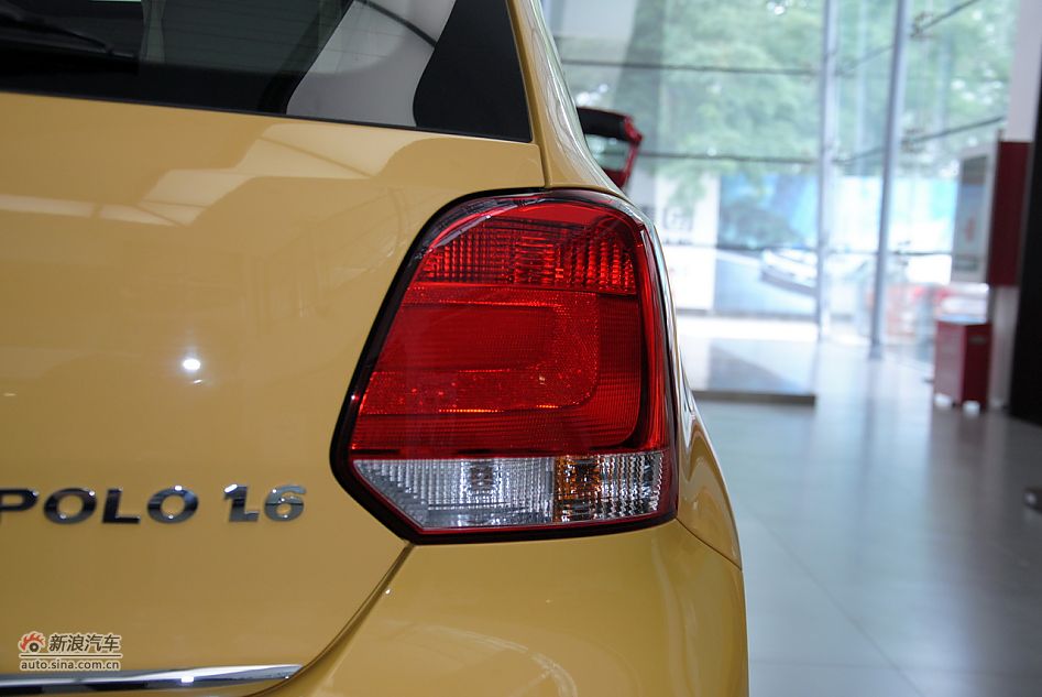 2011POLO¿1.6Զ
