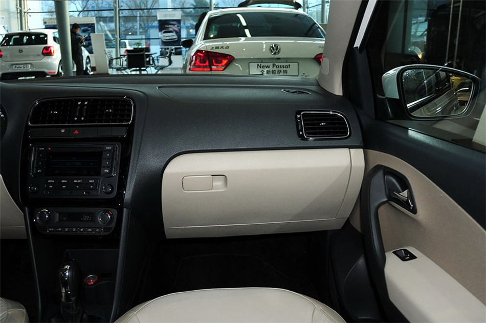 2013 POLO 1.6LԶ