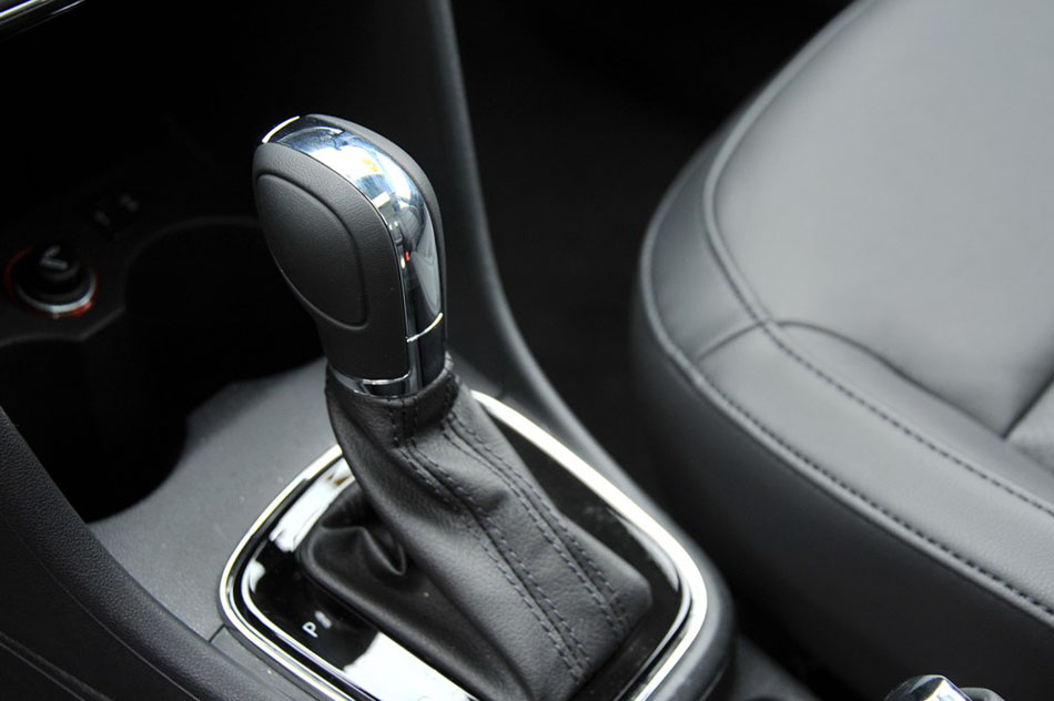 2014 1.6L Զ 