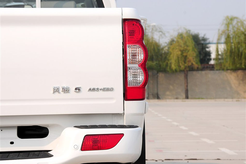 翥5 2011 2.8L MT 澫Ӣ ϸ