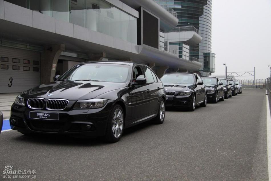 BMW 325i M˶ʵͼ
