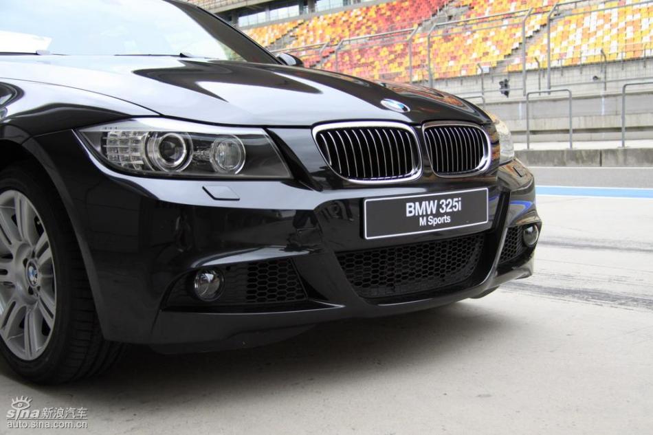 BMW 325i M˶ʵͼ