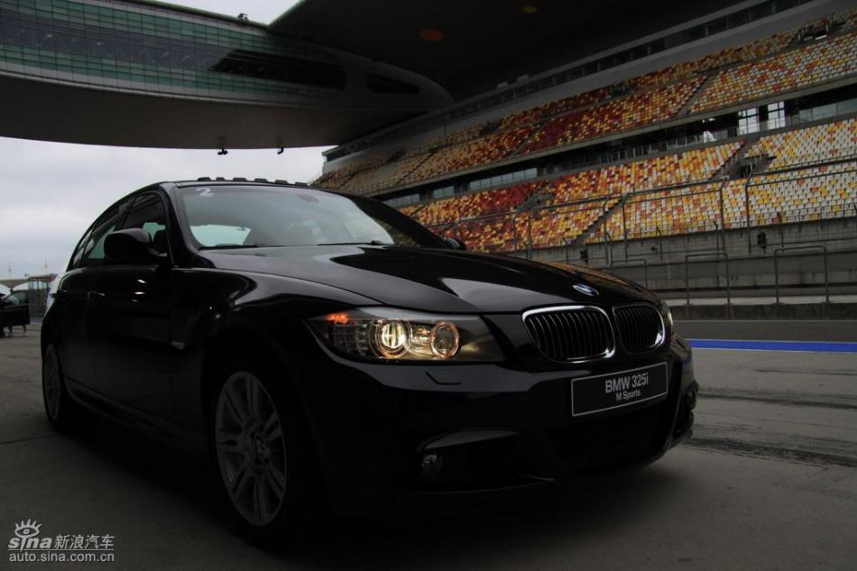BMW 325i M˶ʵͼ
