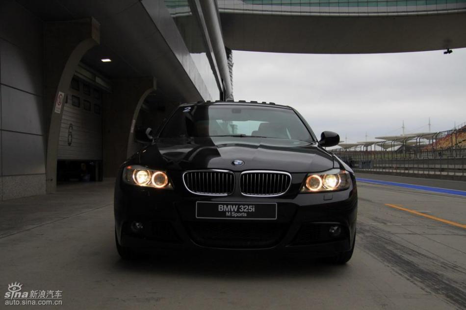 BMW 325i M˶ʵͼ