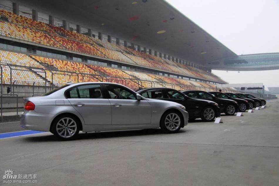 BMW 325i M˶ʵͼ