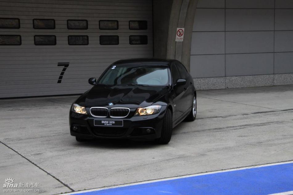 BMW 325i M˶ʵͼ