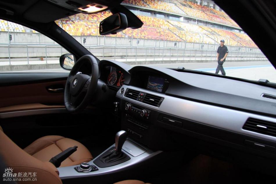 BMW 325i M˶ʵͼ