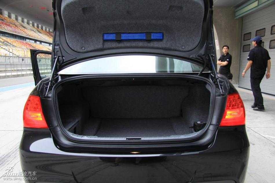 BMW 325i M˶ʵͼ