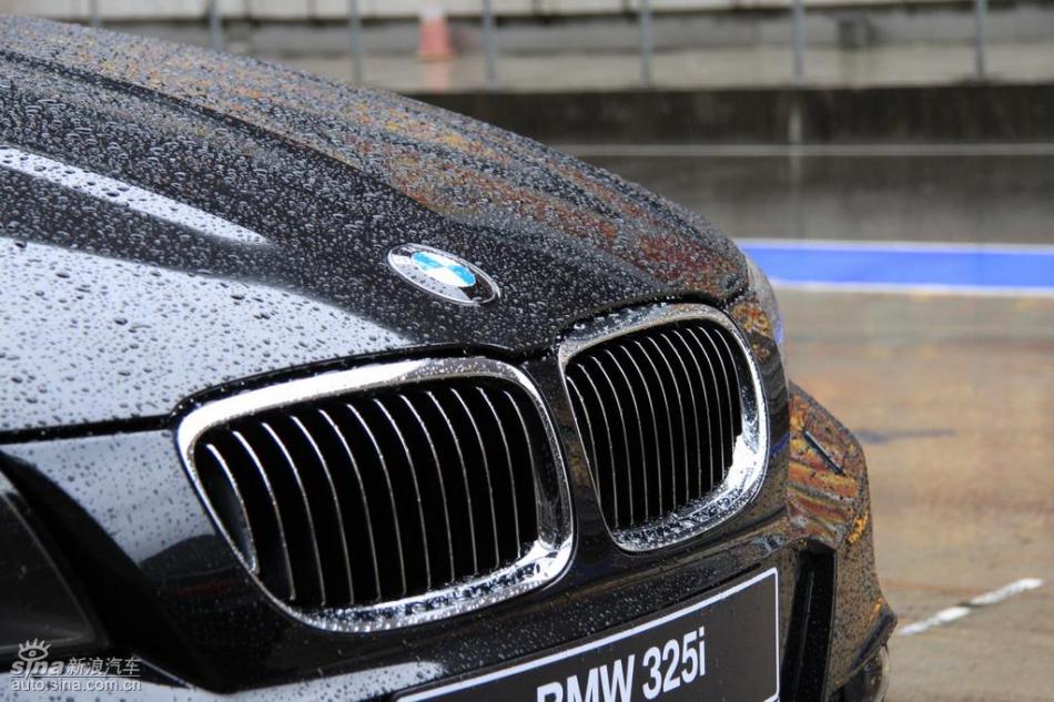 BMW 325i M˶ʵͼ