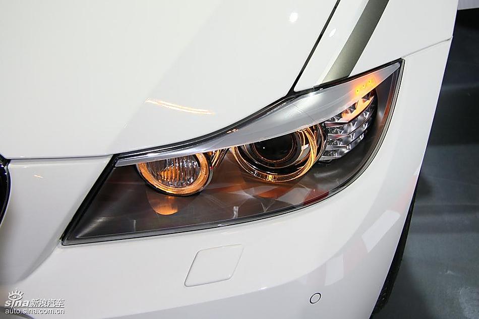 325i isports