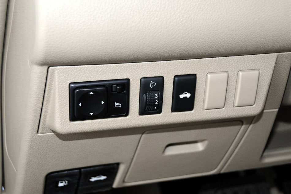 2013 1.6L Զ 