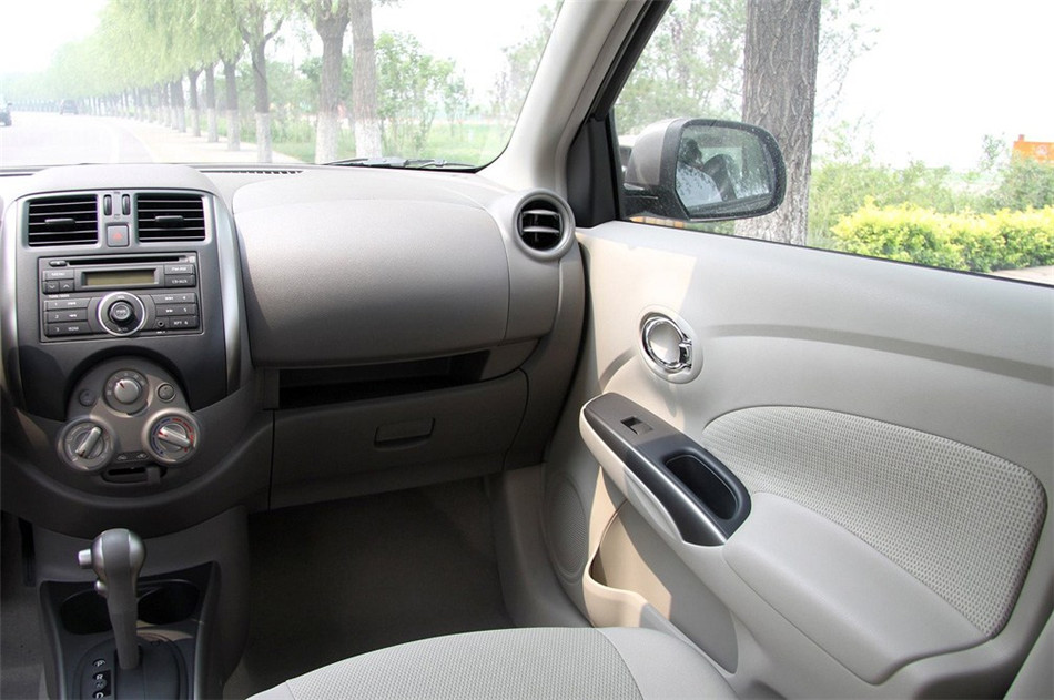 2011 1.5L CVT XL 