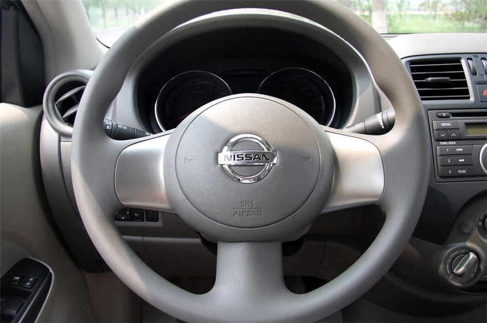 2011 1.5L CVT XL 