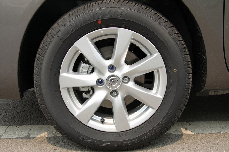 2011 1.5L CVT XL 