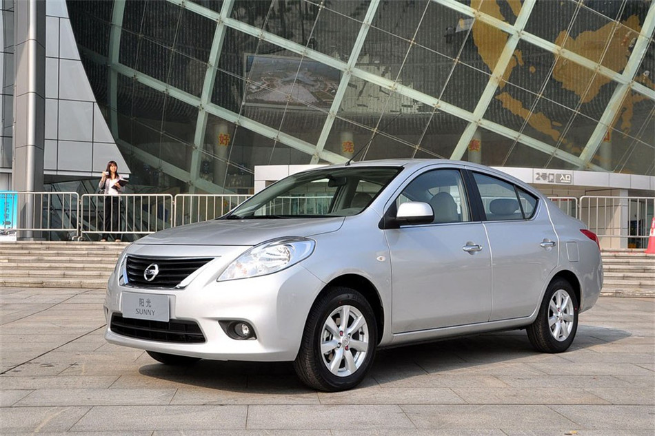 2011 1.5XV  CVT 