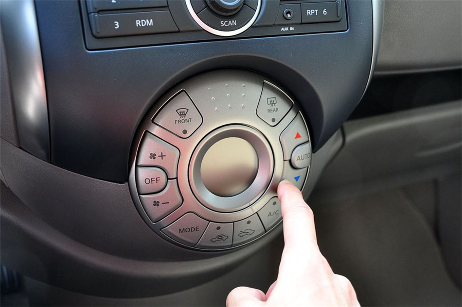  2011 1.5XV  CVT 
