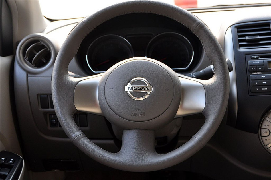 2011 1.5XV  CVT 