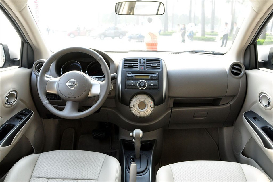 2011 1.5XV  CVT 