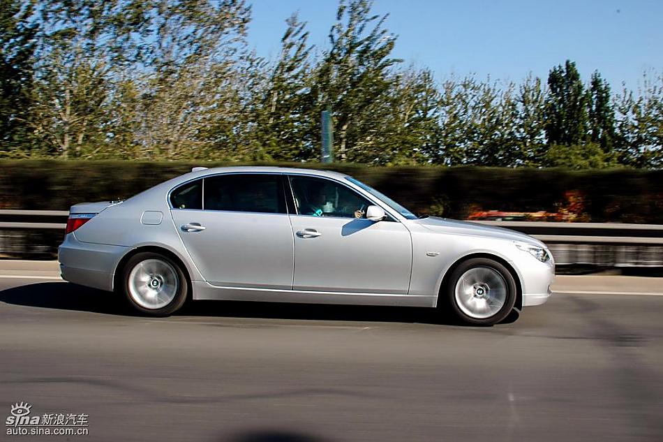 530Li̬