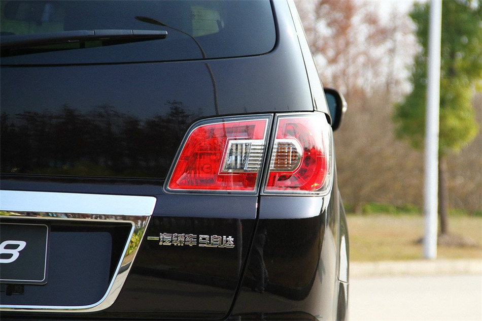 Դ8 2013 2.5L AT  ϸ