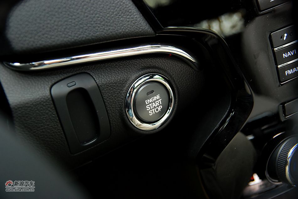 2.4L콢