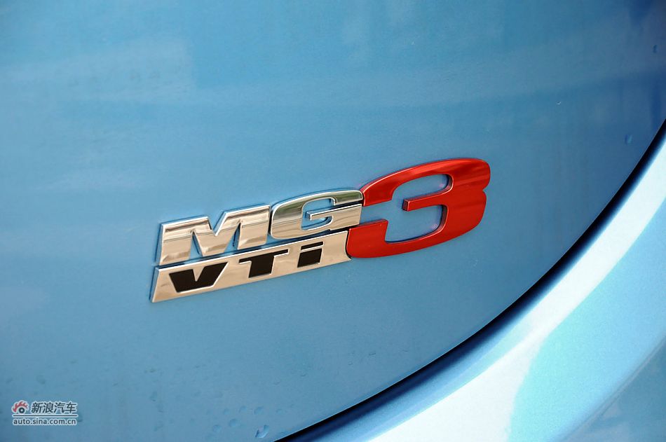 2011MG3ʵ
