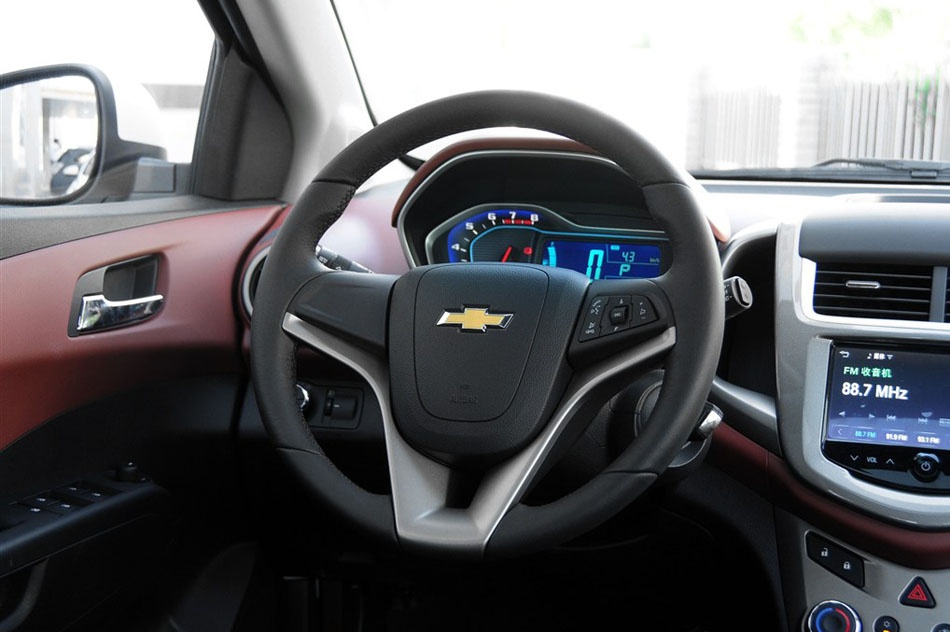 2014  1.6SX AT а 