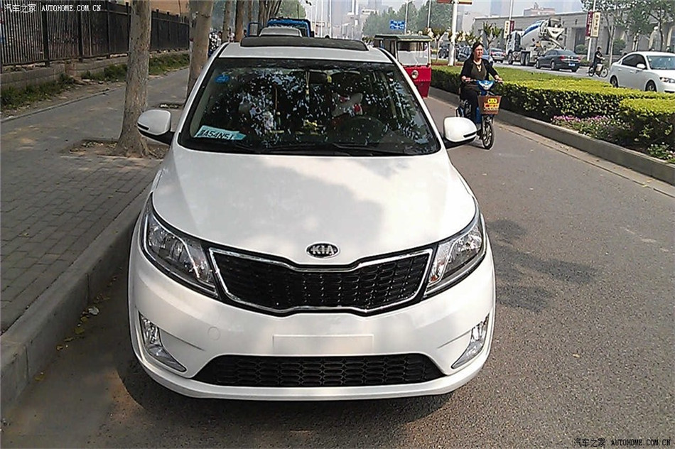 K2 2012 1.4L MT GLS  