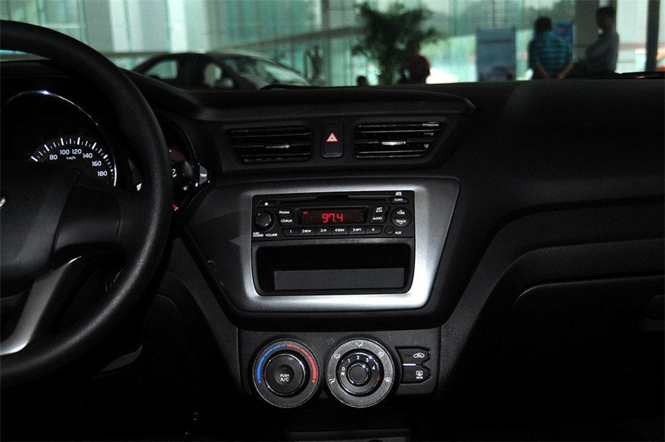 K2 2012 1.4L MT GLS  