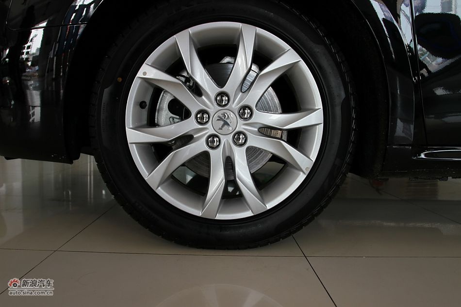 2011508 2.3LԶ