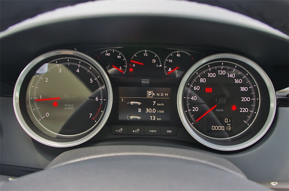 2012508 2.0L Զ