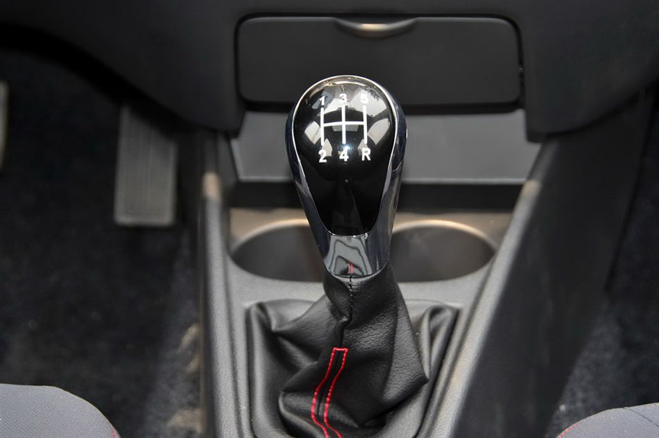  2014  1.5L ֶ 