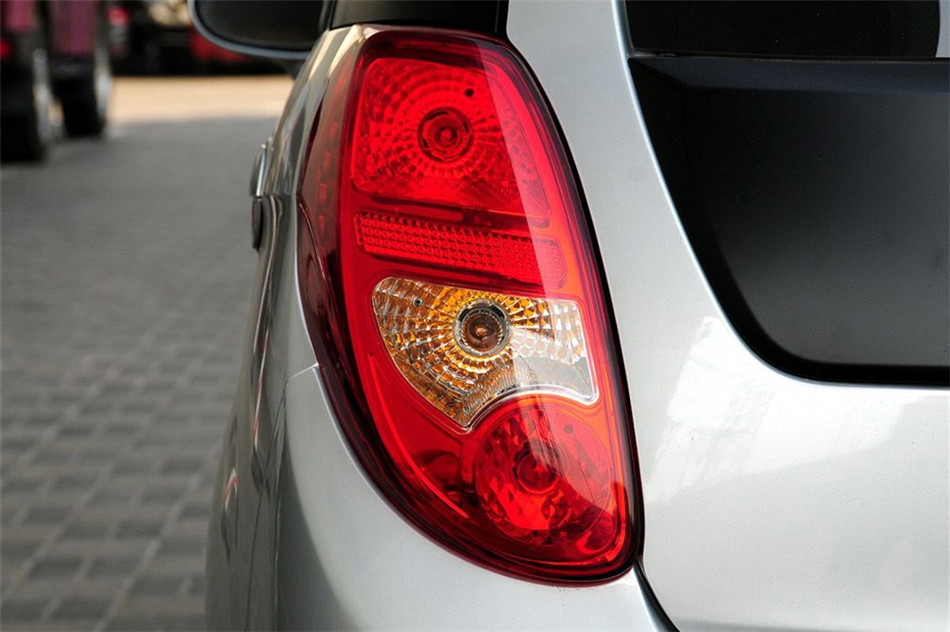  2012 1.0L MT  ϸ