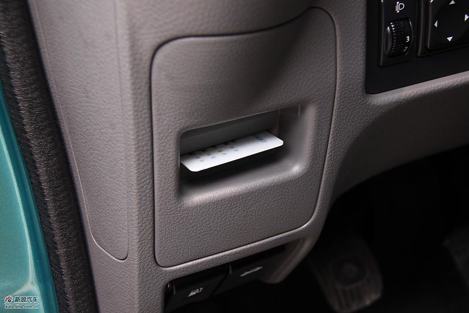 NV200