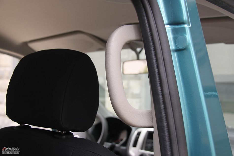 NV200