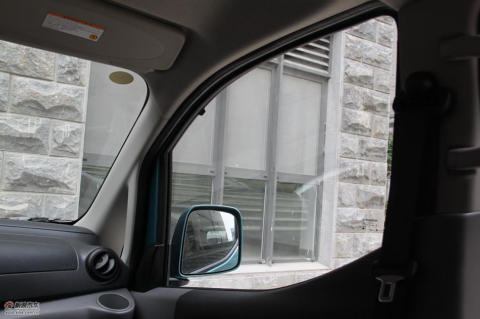 NV200
