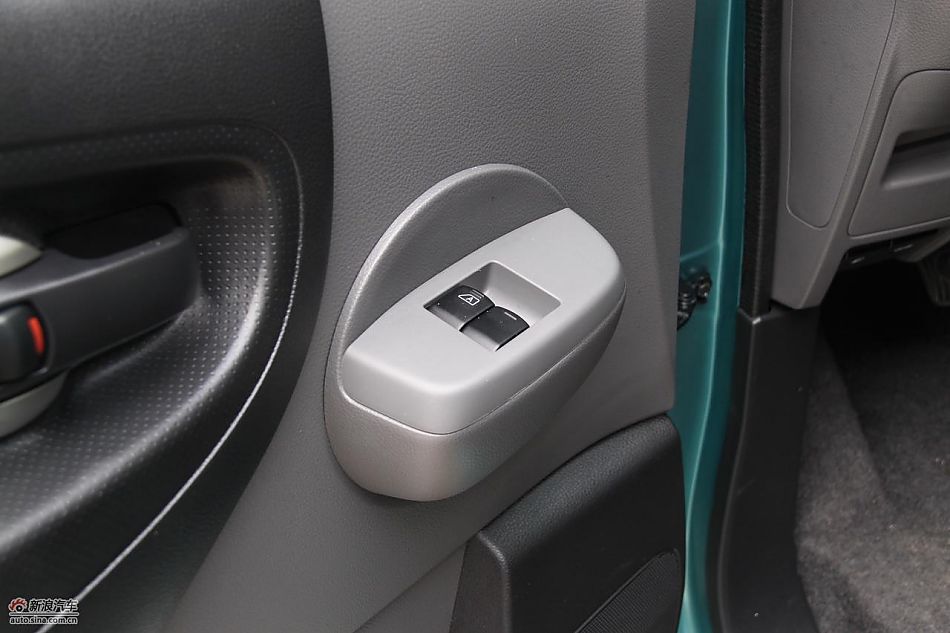NV200