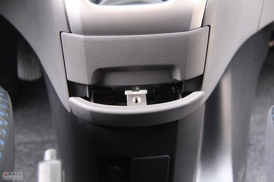 NV200