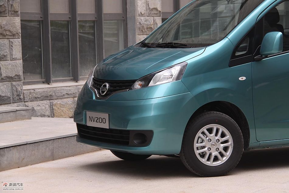 NV200